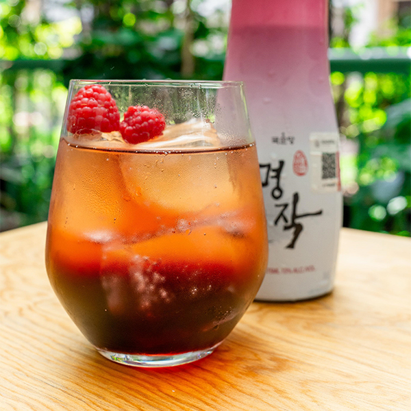 Bokbunja-(vino-frambuesa-coreano)-highball-120.jpg